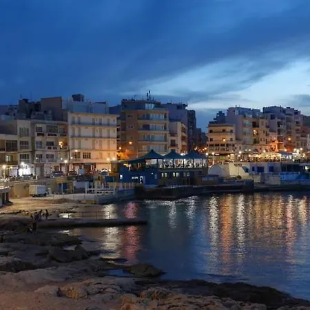 In The Heart Of Bugibba Appartement *