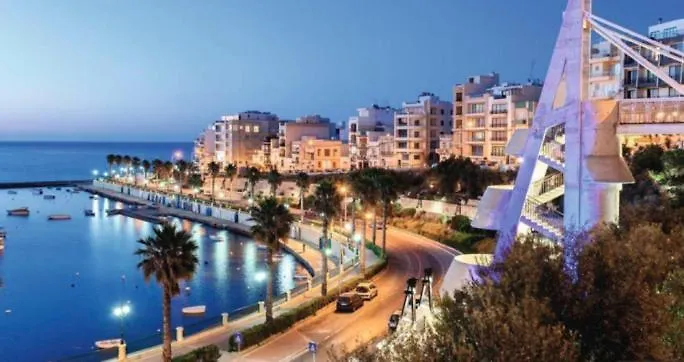 In The Heart Of Bugibba Lägenhet *